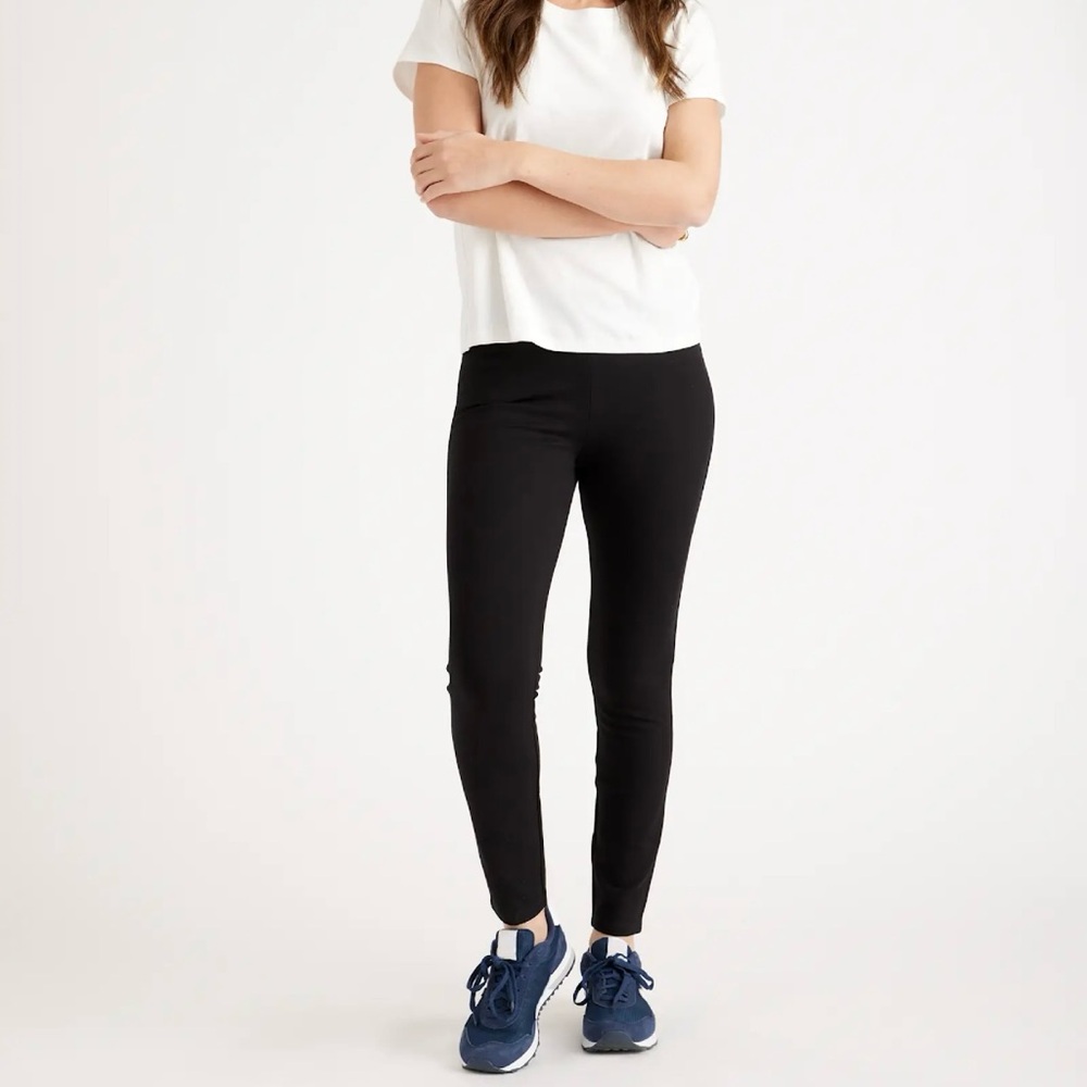 Quince Ultra-Stretch Ponte Skinny Pant